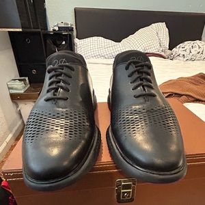 Cole Haan Zero Ground Black Athletic Dress Shoe size 8